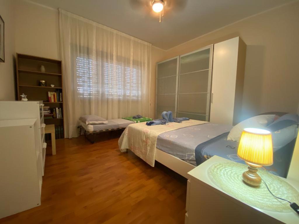 Polly Garden Apartment Rom